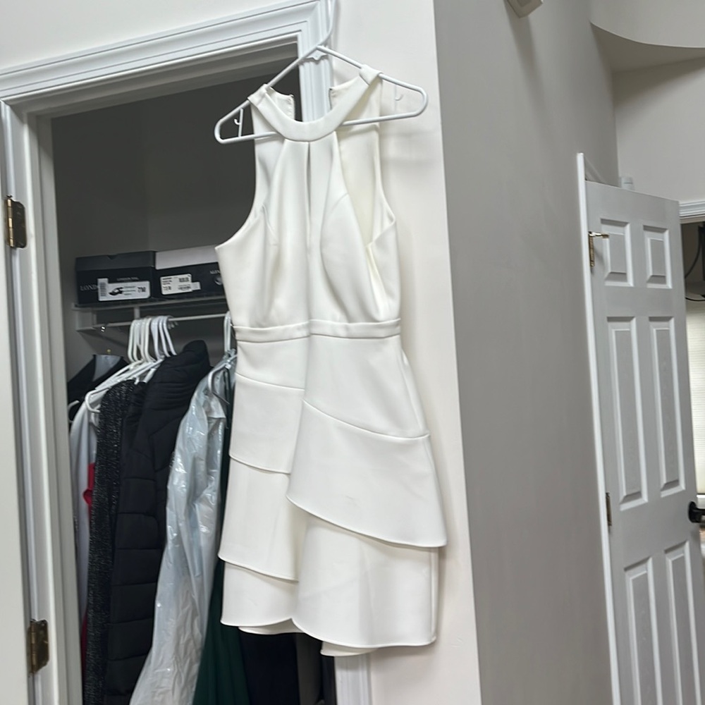 BCBG max azaeia cream colored dress worn once size two